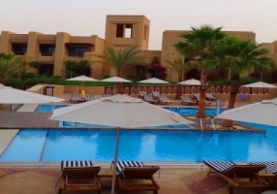 Курортный отель Holiday Inn