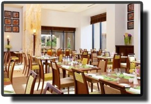 Курортный отель Holiday Inn Мертвое море-ресторан
