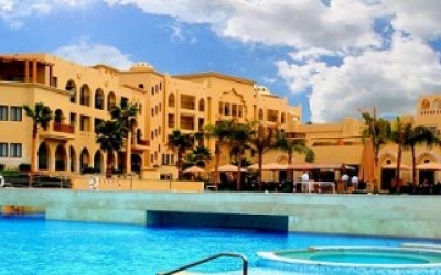 Radisson Blu Tala Bay Resort .